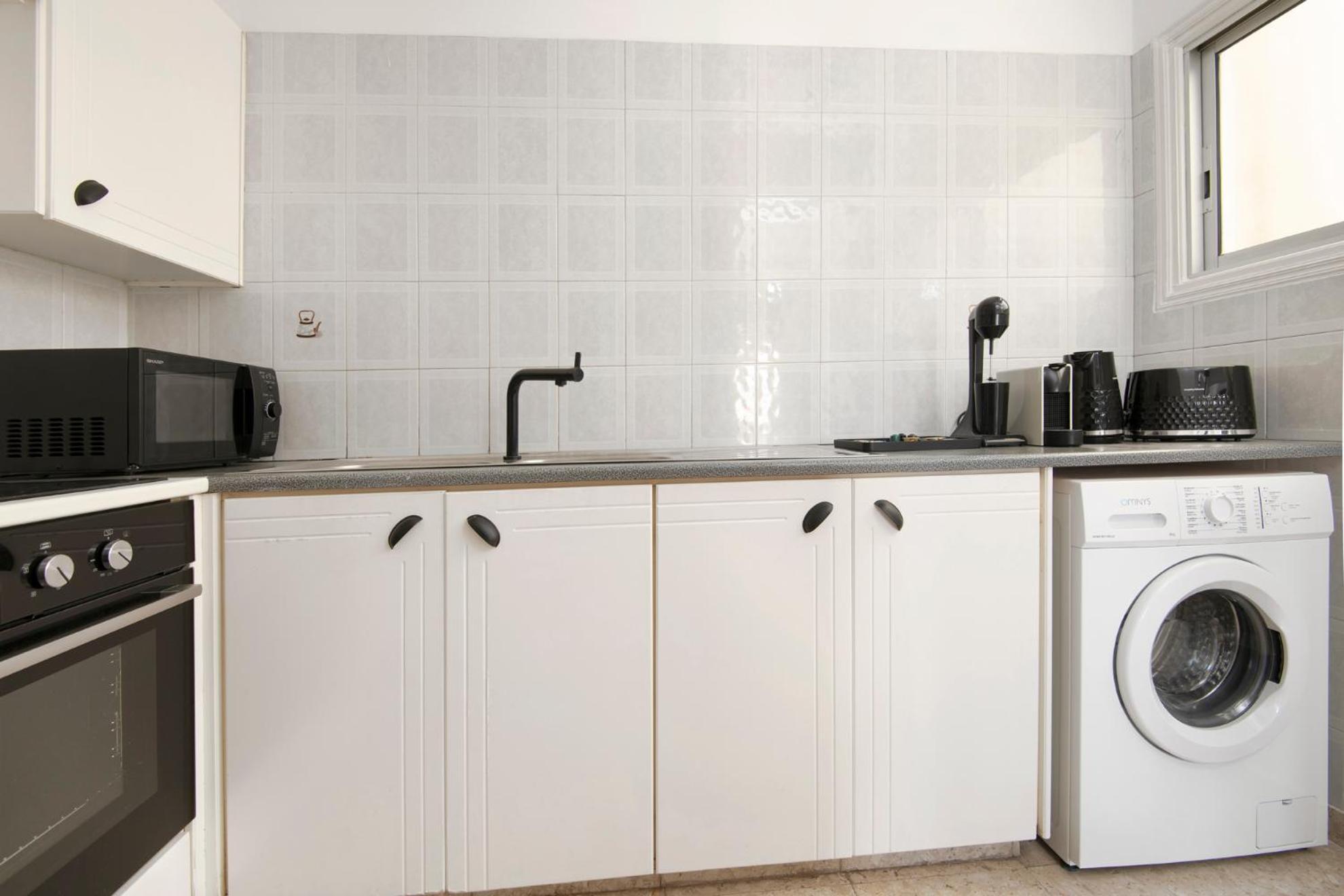 Urban 11 - 1 Bdr Apartment *